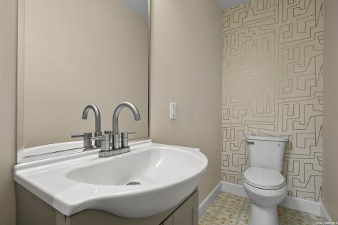 114 Cloverleaf Avenue Alamo Heights TX 78209