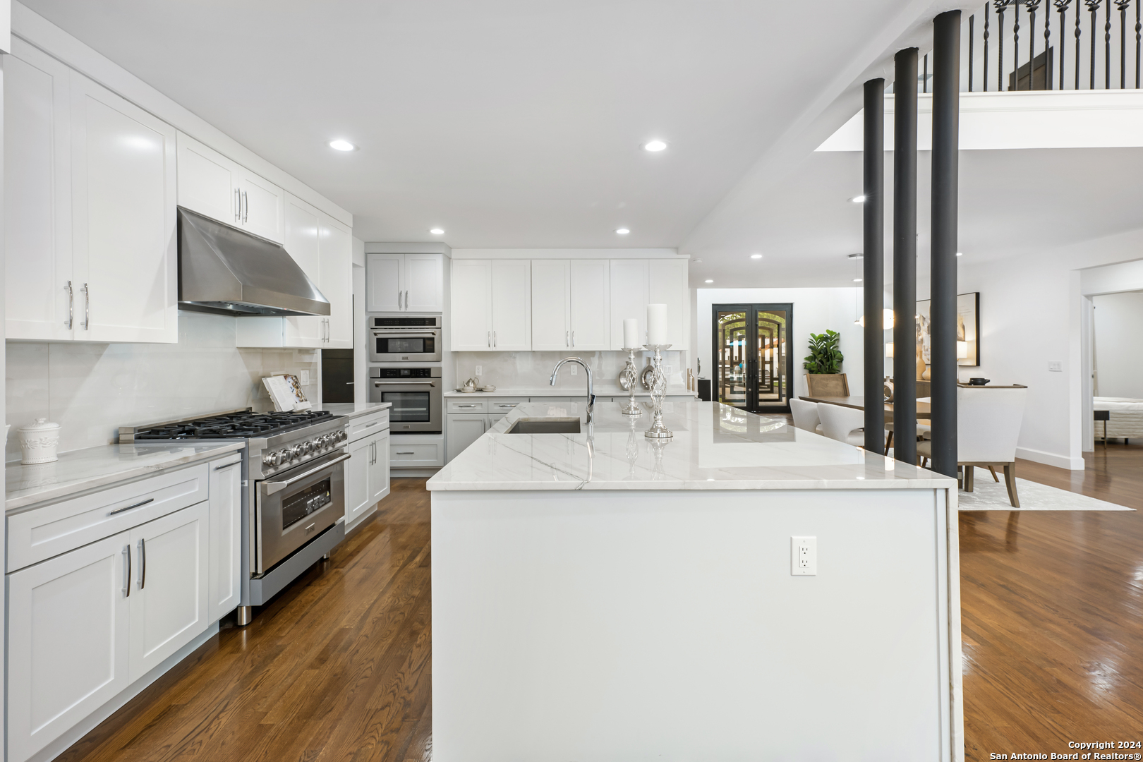 114 Cloverleaf Avenue Alamo Heights TX 78209
