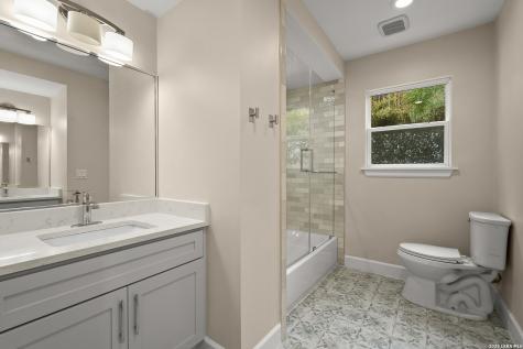 114 Cloverleaf Avenue Alamo Heights TX 78209