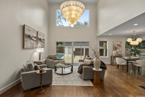 114 Cloverleaf Avenue Alamo Heights TX 78209