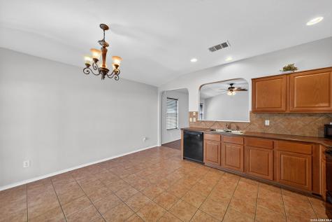 9614 Caspian Forest San Antonio TX 78254