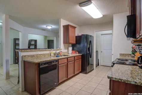 12270 Stratsburg San Antonio TX 78252