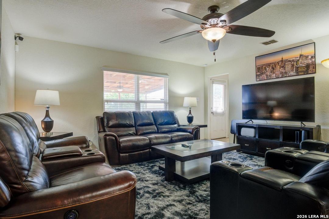 12270 Stratsburg San Antonio TX 78252