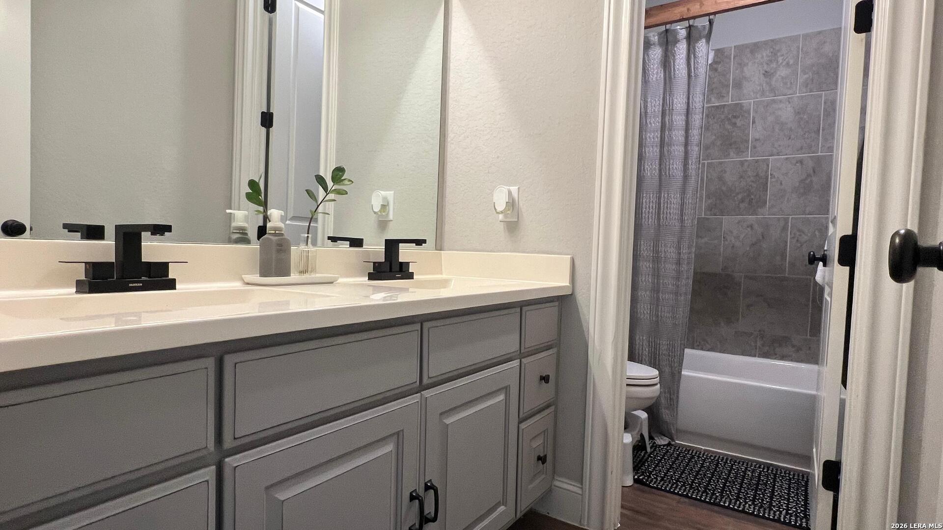 24907 Anil Oaks San Antonio TX 78261