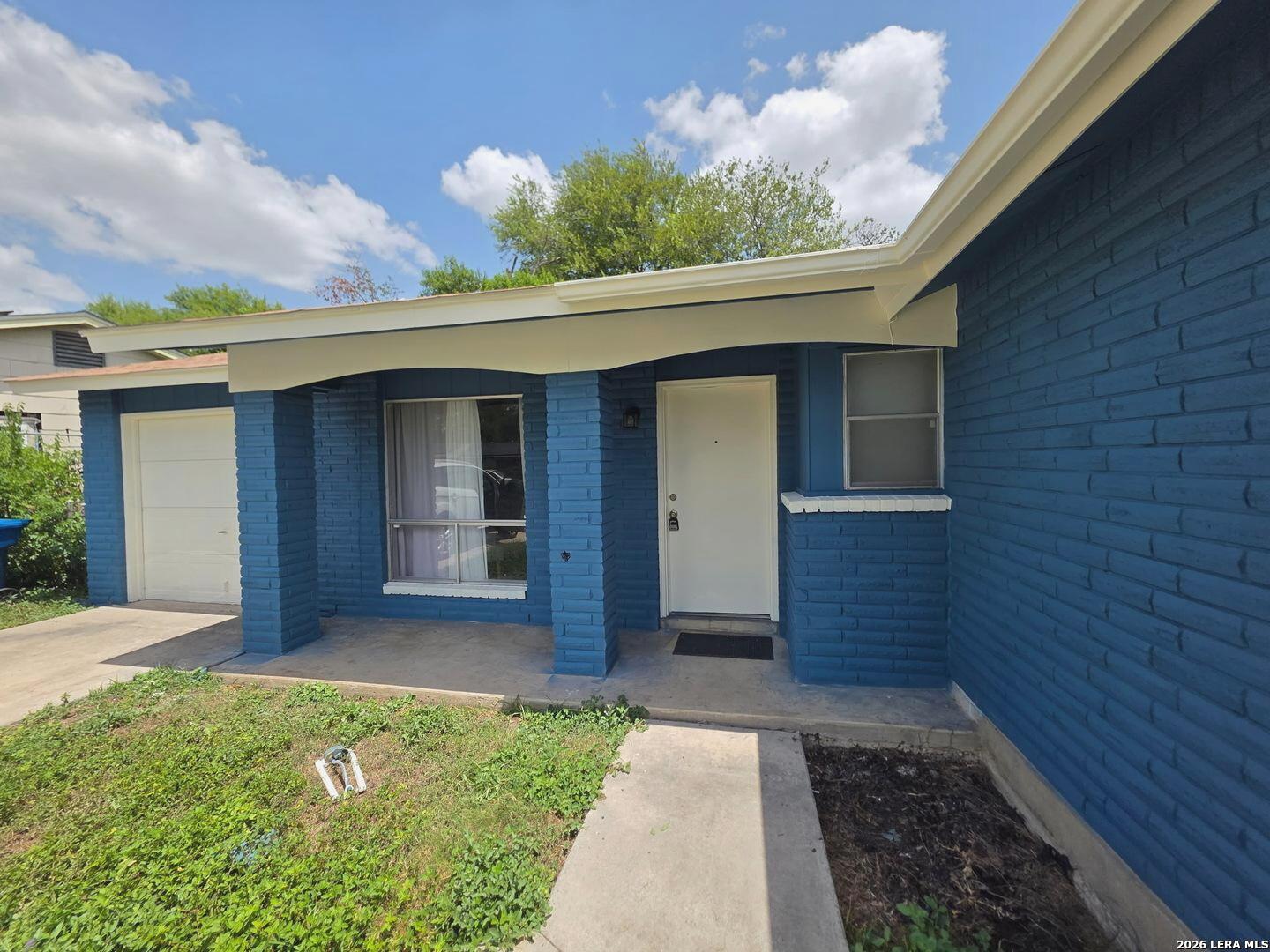 6706 Red Bluff San Antonio TX 78218