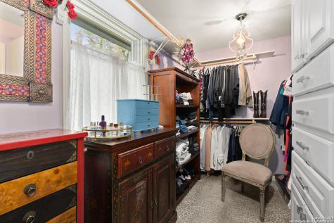 118 Brittany Olmos Park TX 78212