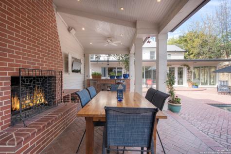 118 Brittany Olmos Park TX 78212