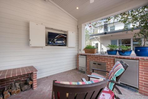 118 Brittany Olmos Park TX 78212