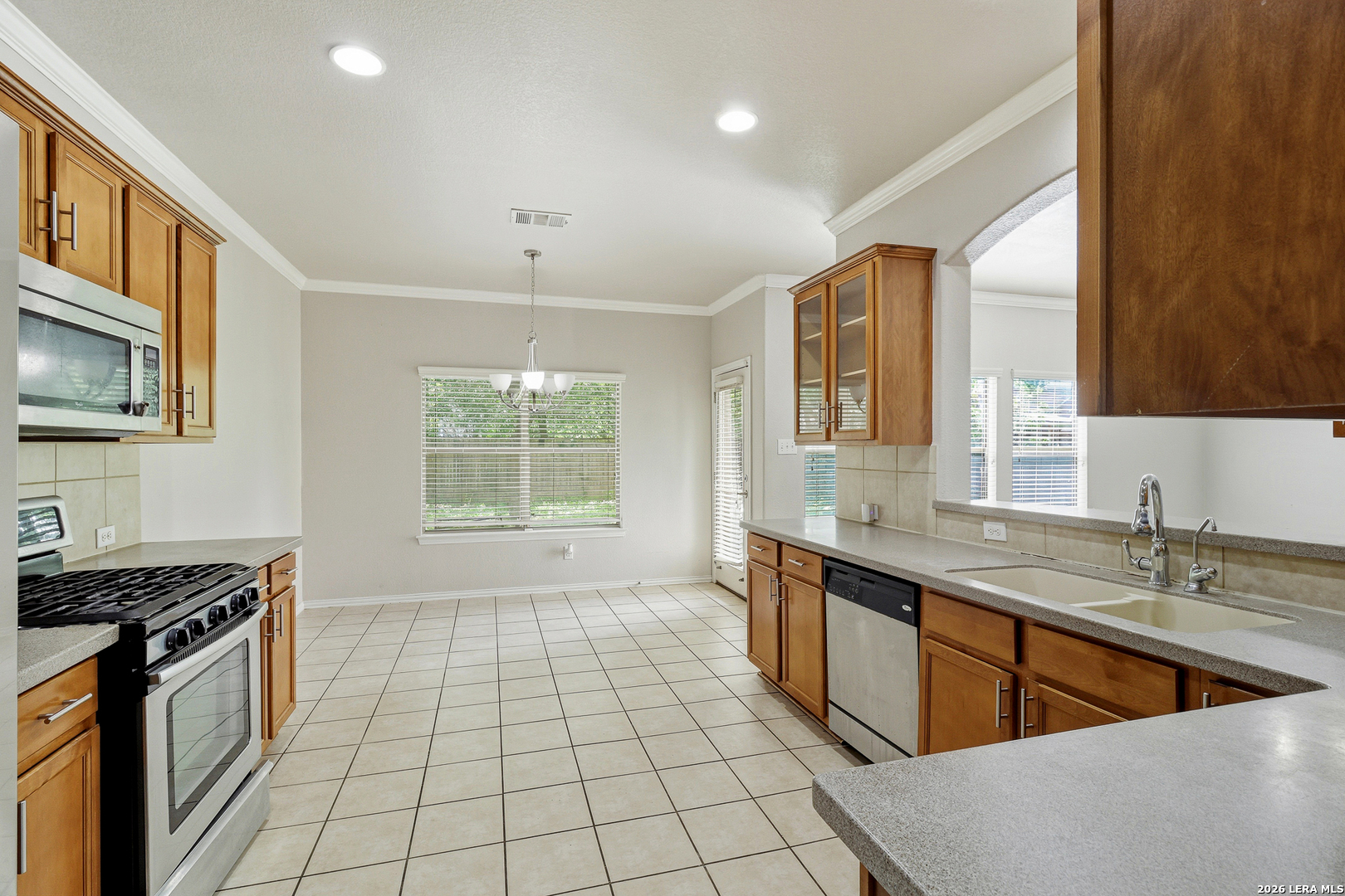 1546 Wild Fire San Antonio TX 78251