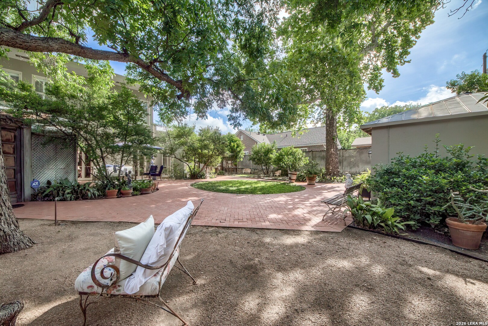 318 W Huisache Avenue San Antonio TX 78212