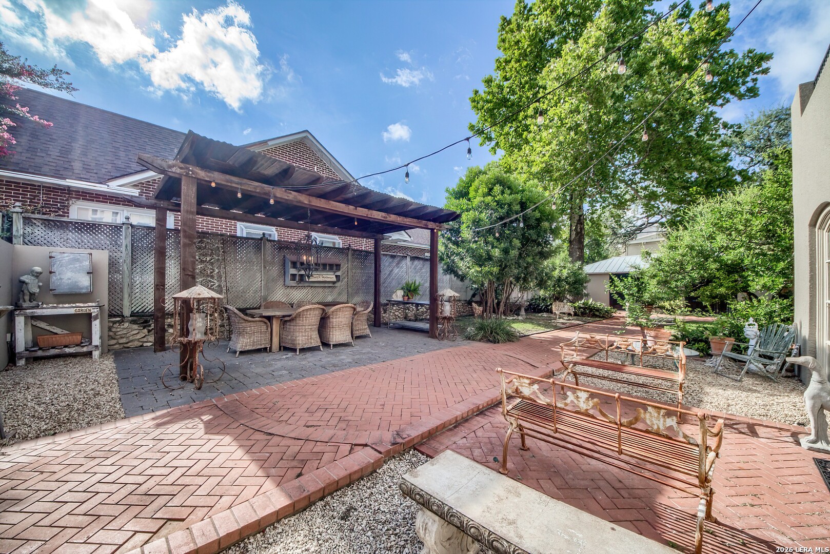 318 W Huisache Avenue San Antonio TX 78212