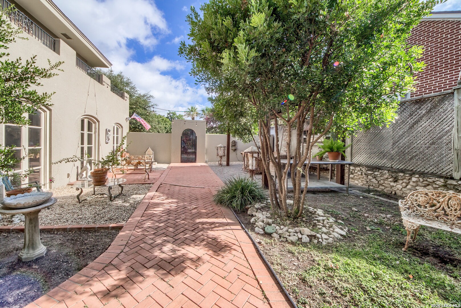 318 W Huisache Avenue San Antonio TX 78212