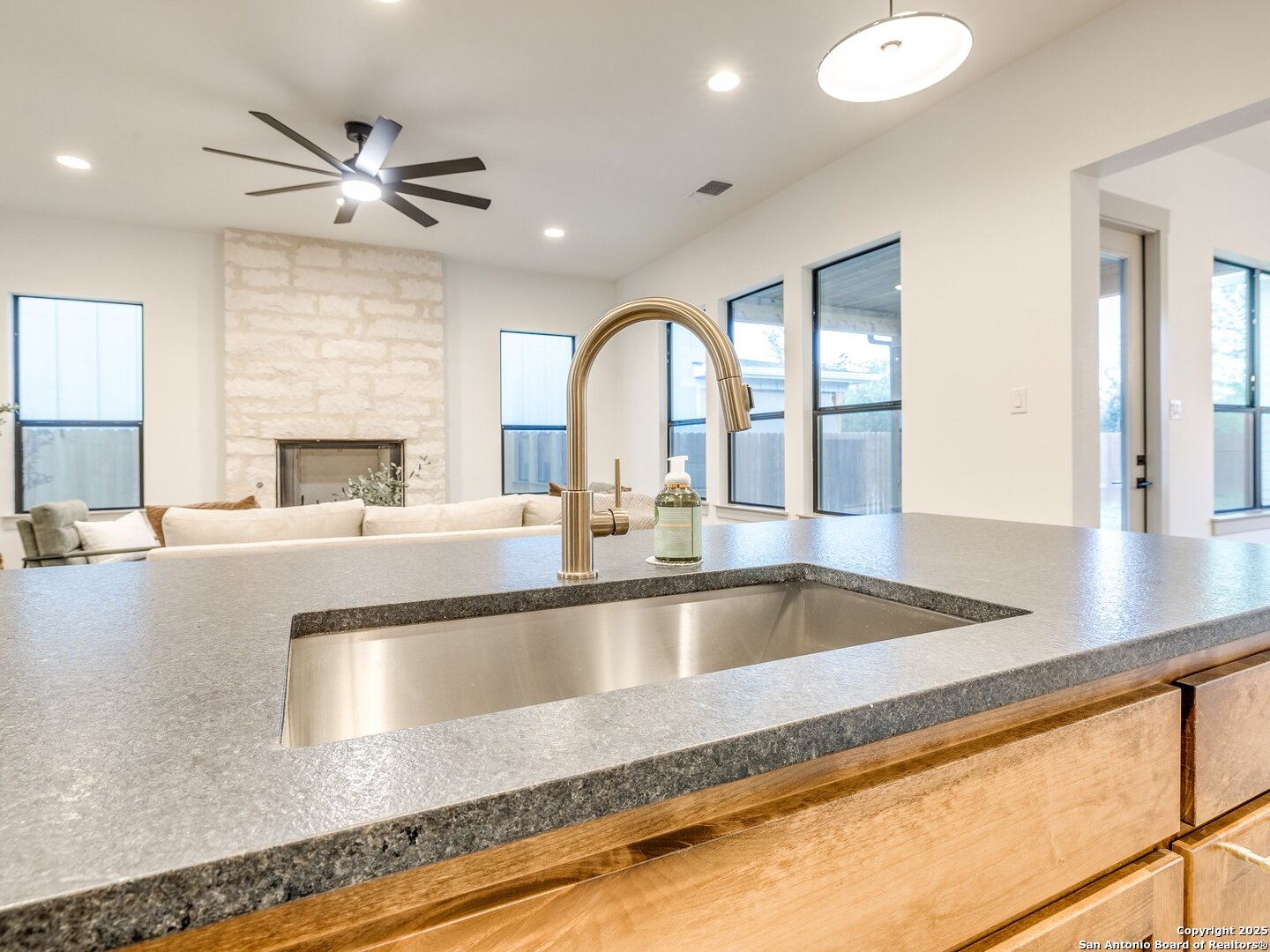 605 Graham Boerne TX 78006