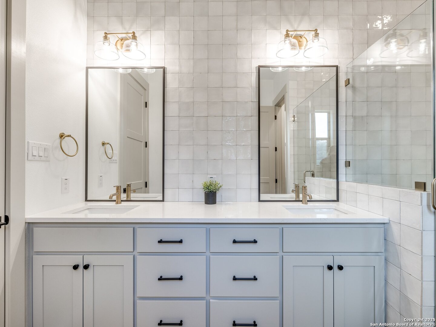 605 Graham Boerne TX 78006