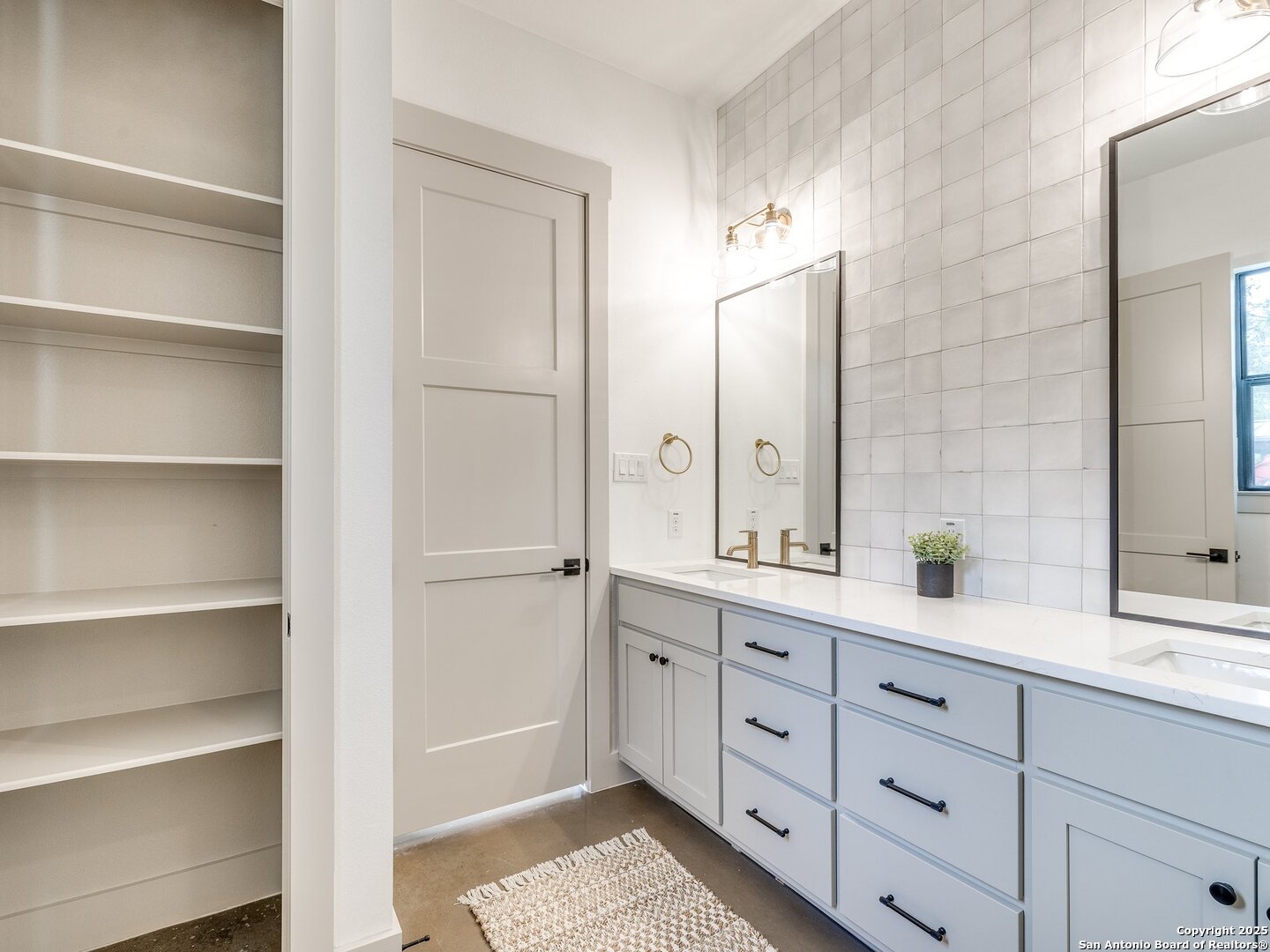 605 Graham Boerne TX 78006