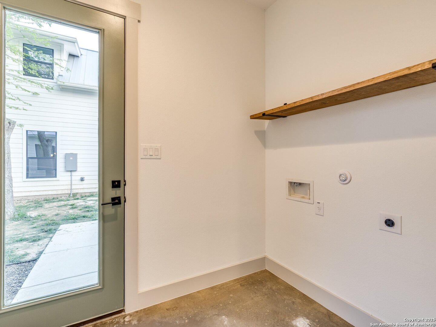 605 Graham Boerne TX 78006