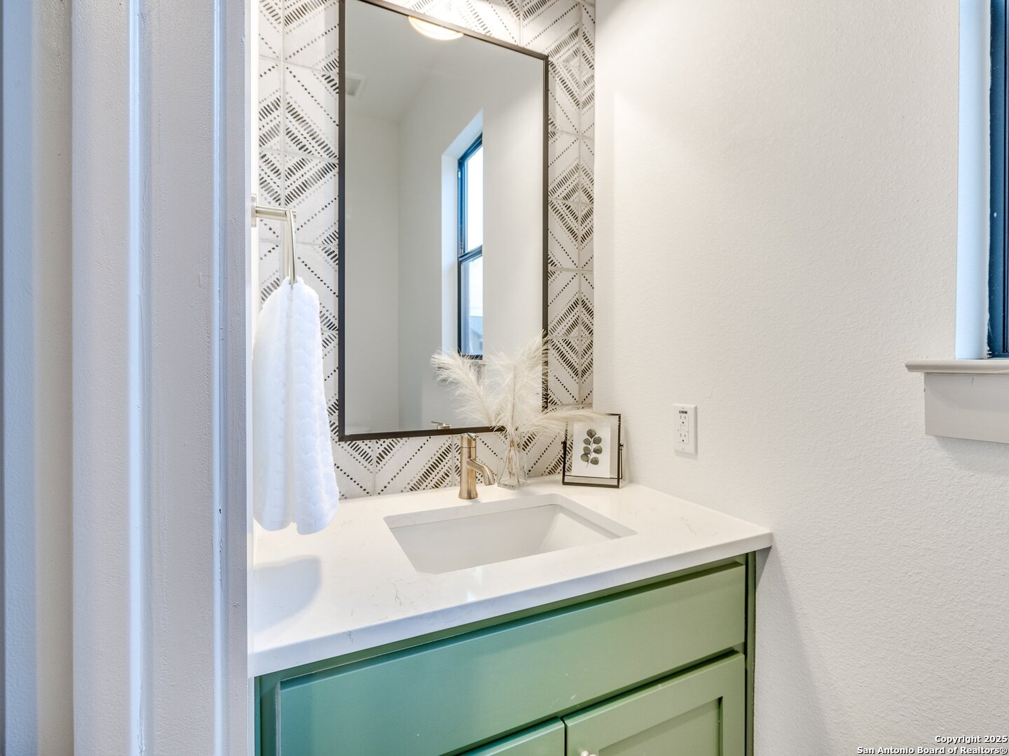 605 Graham Boerne TX 78006