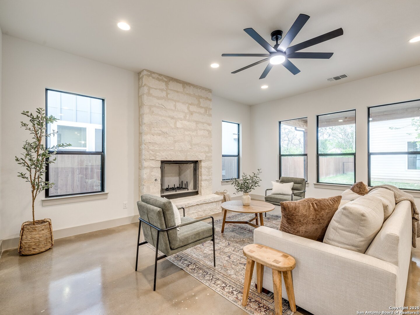 605 Graham Boerne TX 78006