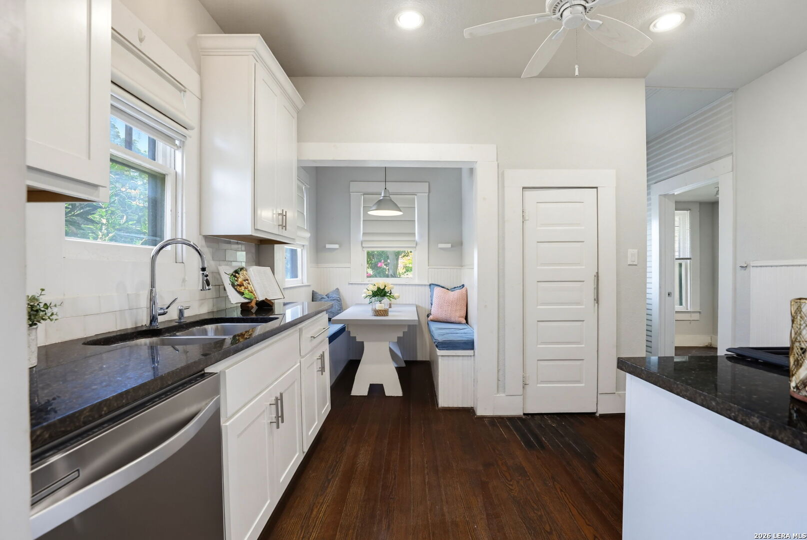 1145 W Mistletoe Avenue San Antonio TX 78201