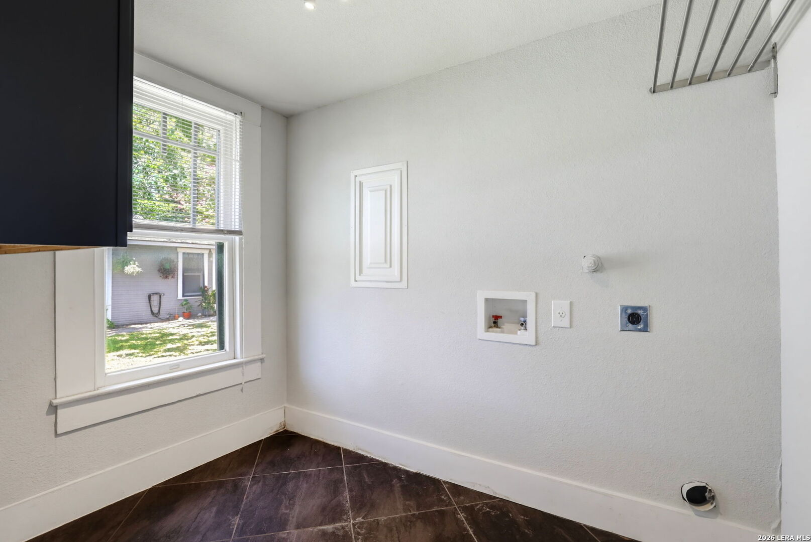 1145 W Mistletoe Avenue San Antonio TX 78201