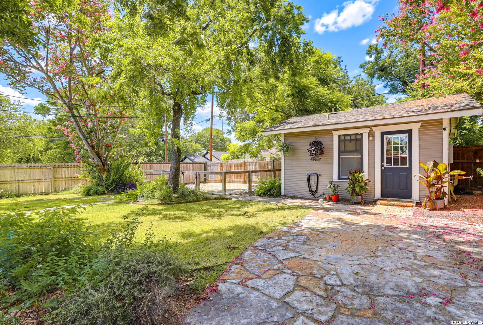 1145 W Mistletoe Avenue San Antonio TX 78201
