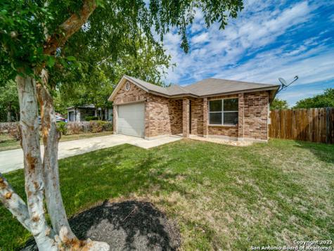 3429 Sabrina Street Seguin TX 78155