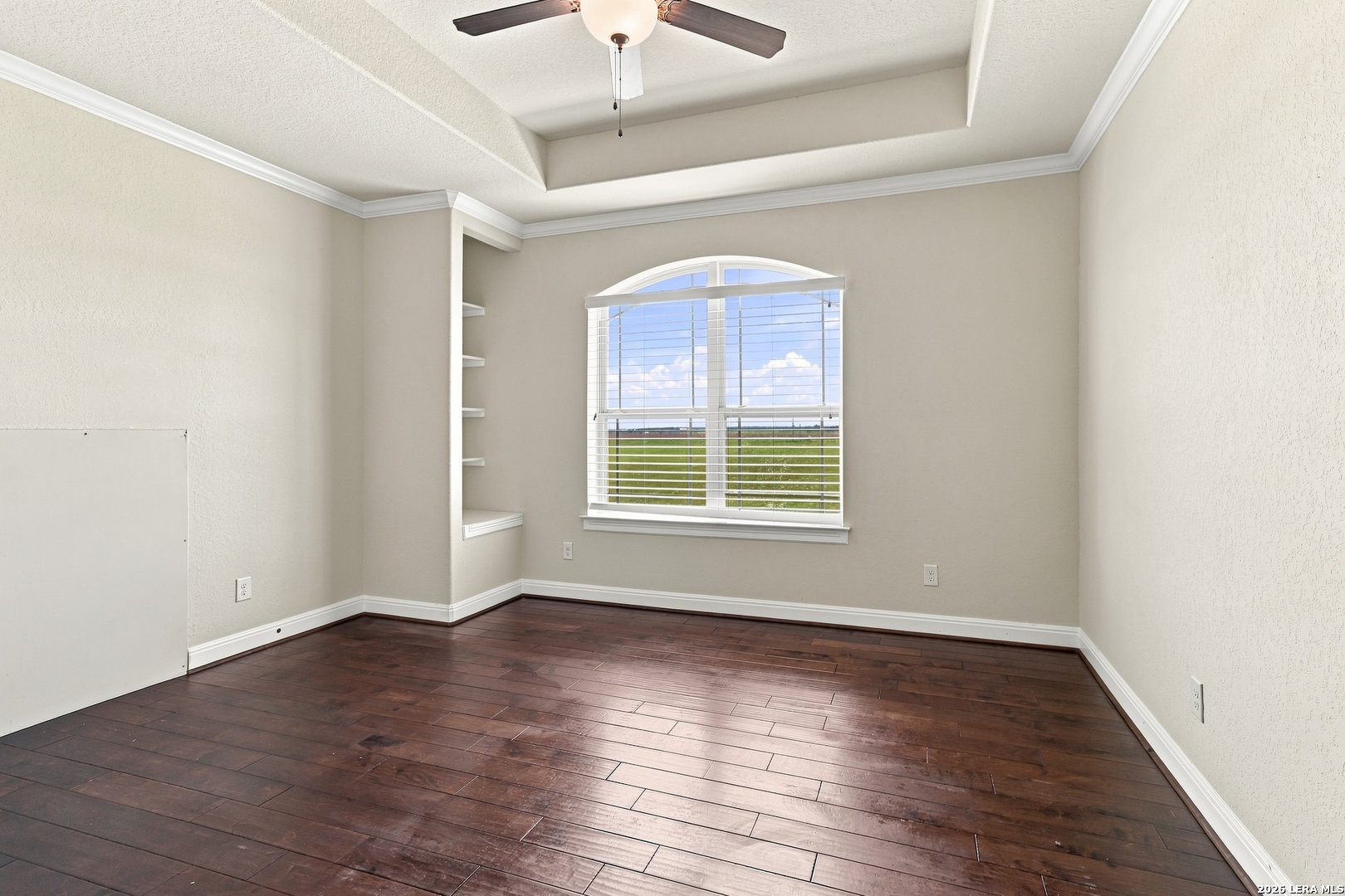 1384 County Road 532 Hondo TX 78861