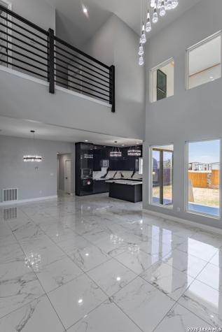 2626 Las Cimas Drive Eagle Pass TX 78552