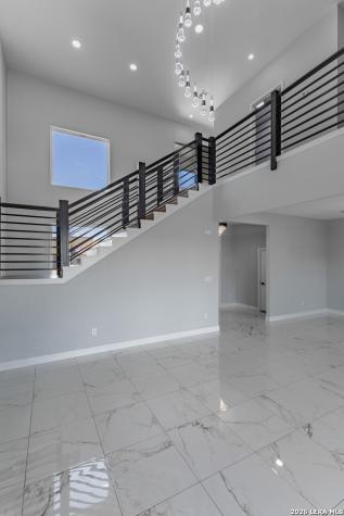 2626 Las Cimas Drive Eagle Pass TX 78552