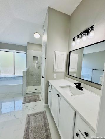 11858 Amy Frances San Antonio TX 78253