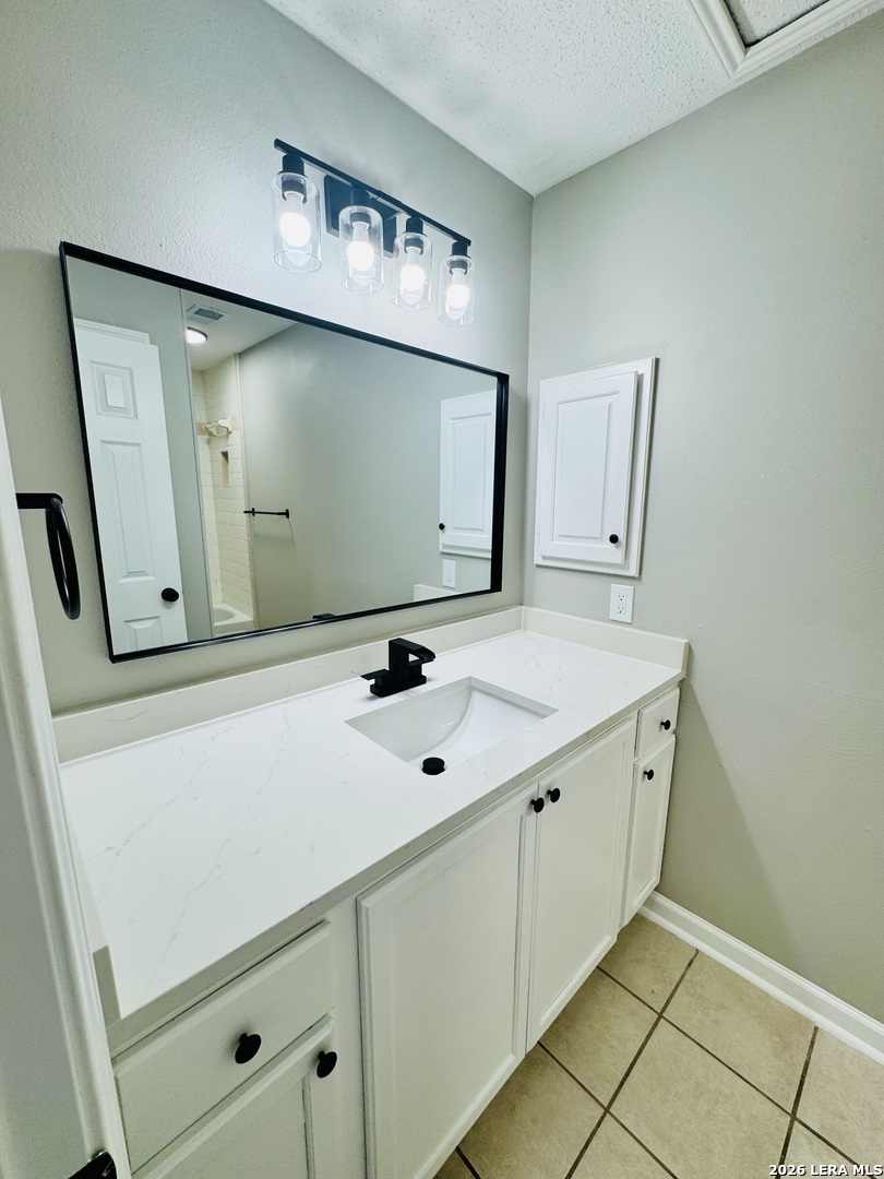 11858 Amy Frances San Antonio TX 78253