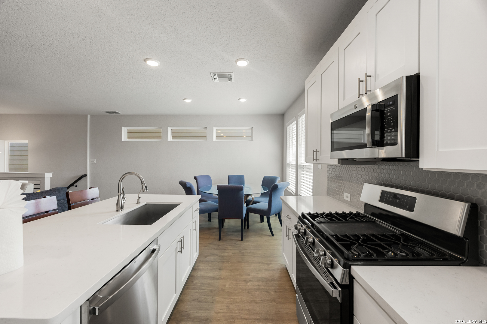 6446 Babcock Road #16 San Antonio TX 78249