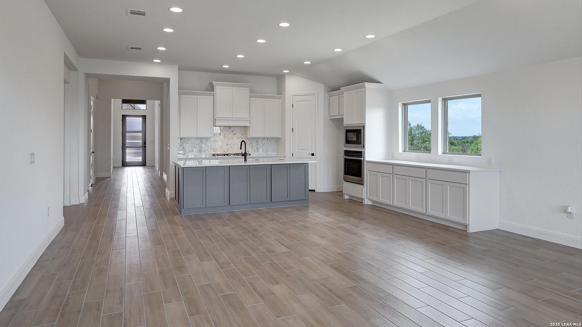 1026 Neria Loop San Antonio TX 78224