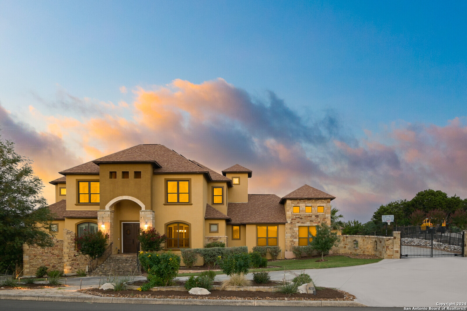 14190 Iron Horse Way Helotes TX 78023