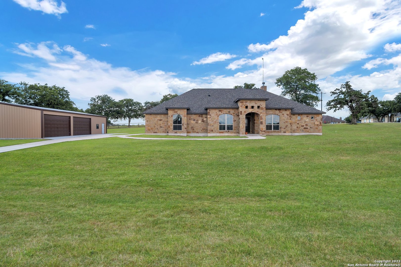 295 Abrego Lake Drive Floresville TX 78114
