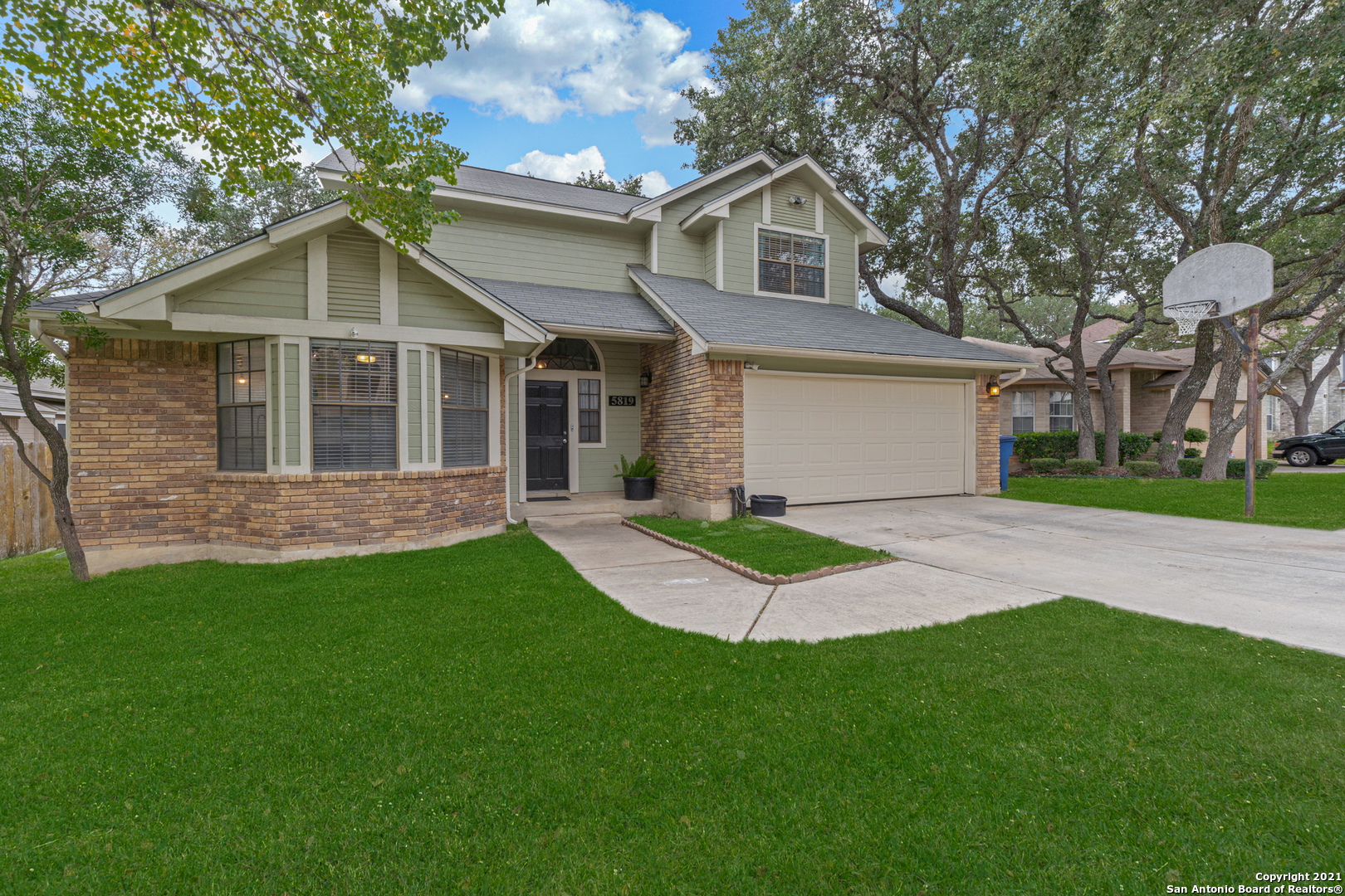 5819 Timberhurst San Antonio TX 78250