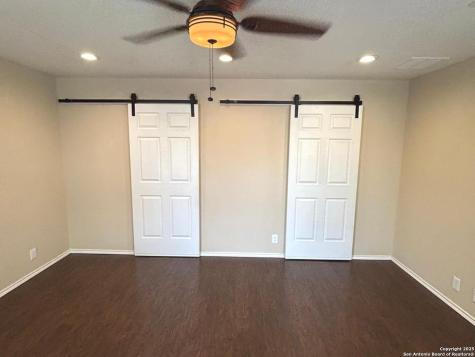 11210 Star Vista San Antonio TX 78221