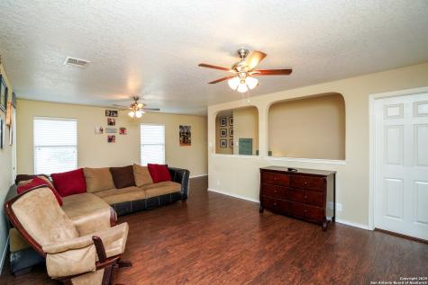 11210 Star Vista San Antonio TX 78221