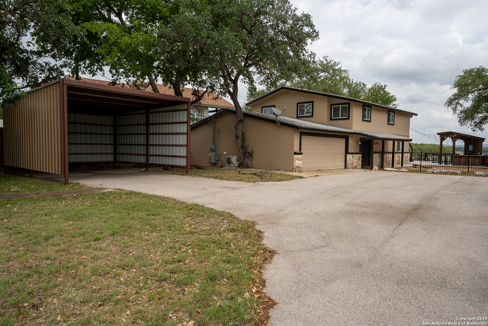 707 Park Shores Canyon Lake TX 78133