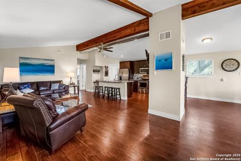 707 Park Shores Canyon Lake TX 78133
