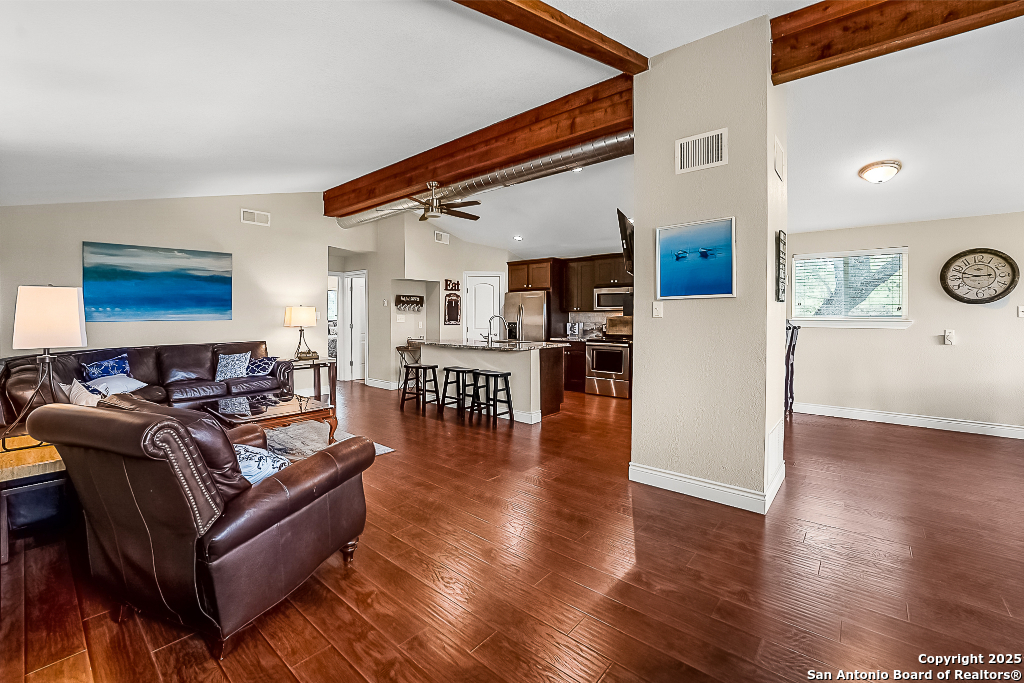 707 Park Shores Canyon Lake TX 78133