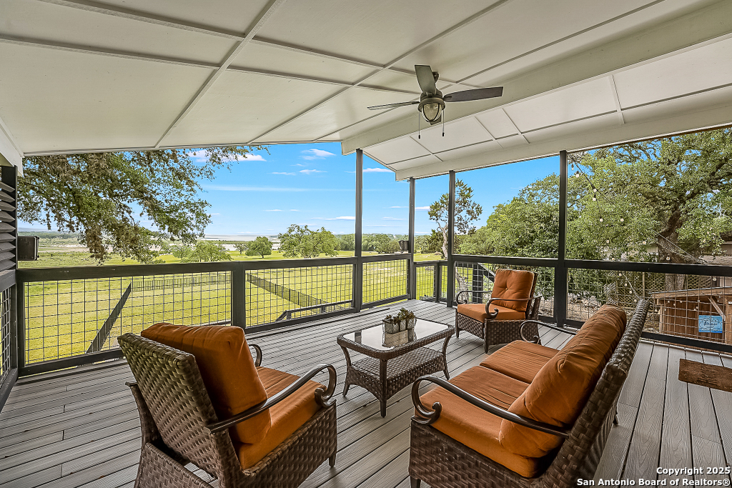 707 Park Shores Canyon Lake TX 78133