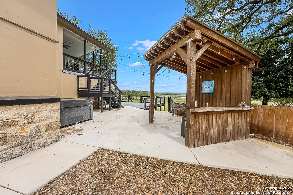707 Park Shores Canyon Lake TX 78133