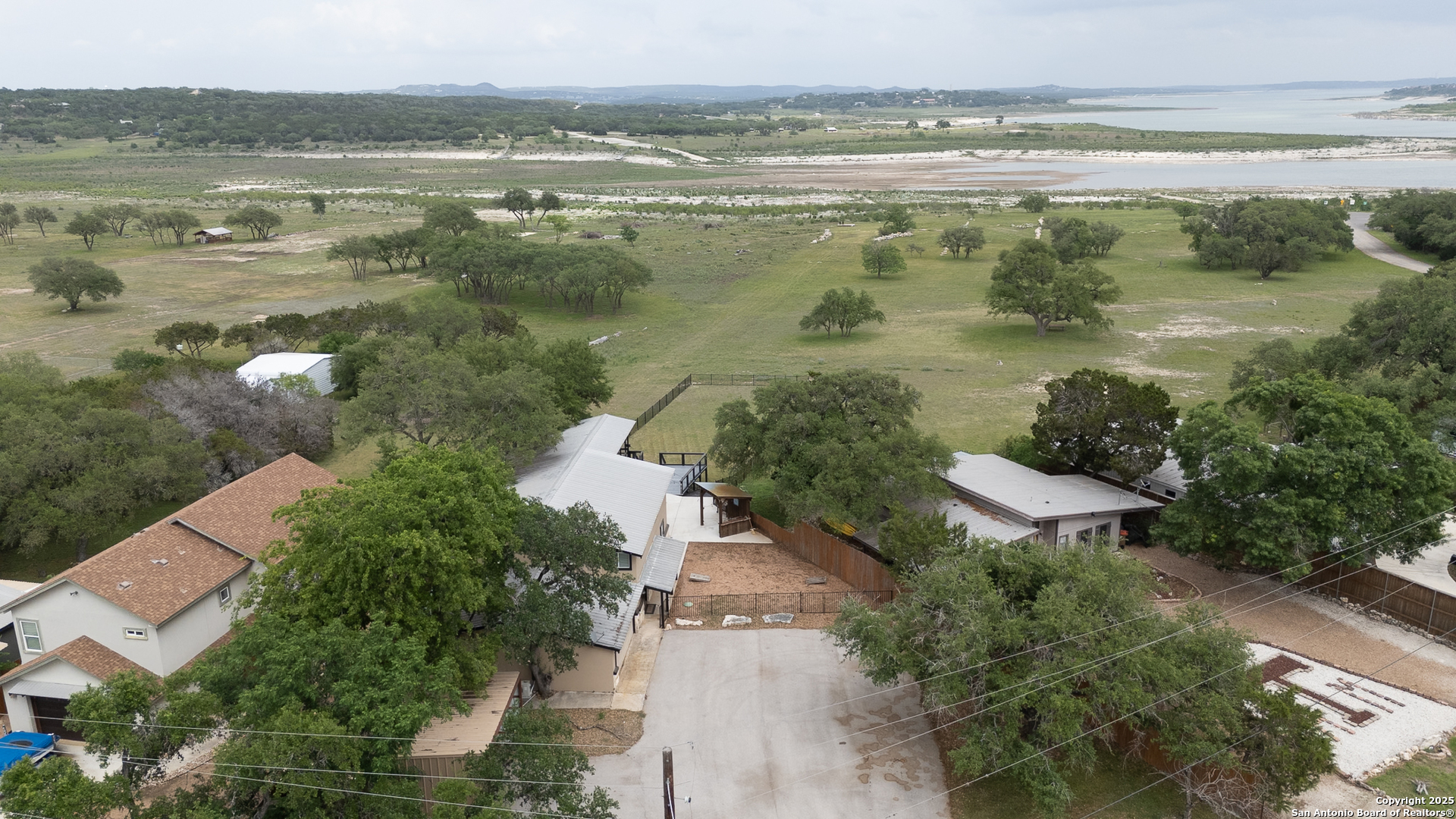 707 Park Shores Canyon Lake TX 78133