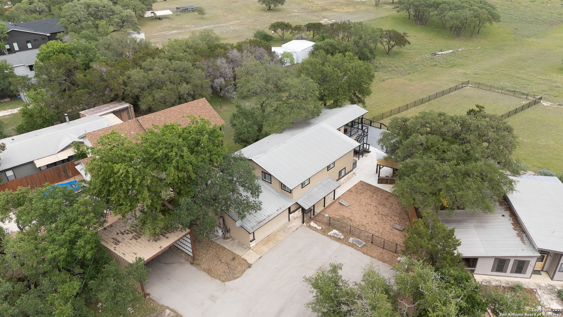 707 Park Shores Canyon Lake TX 78133