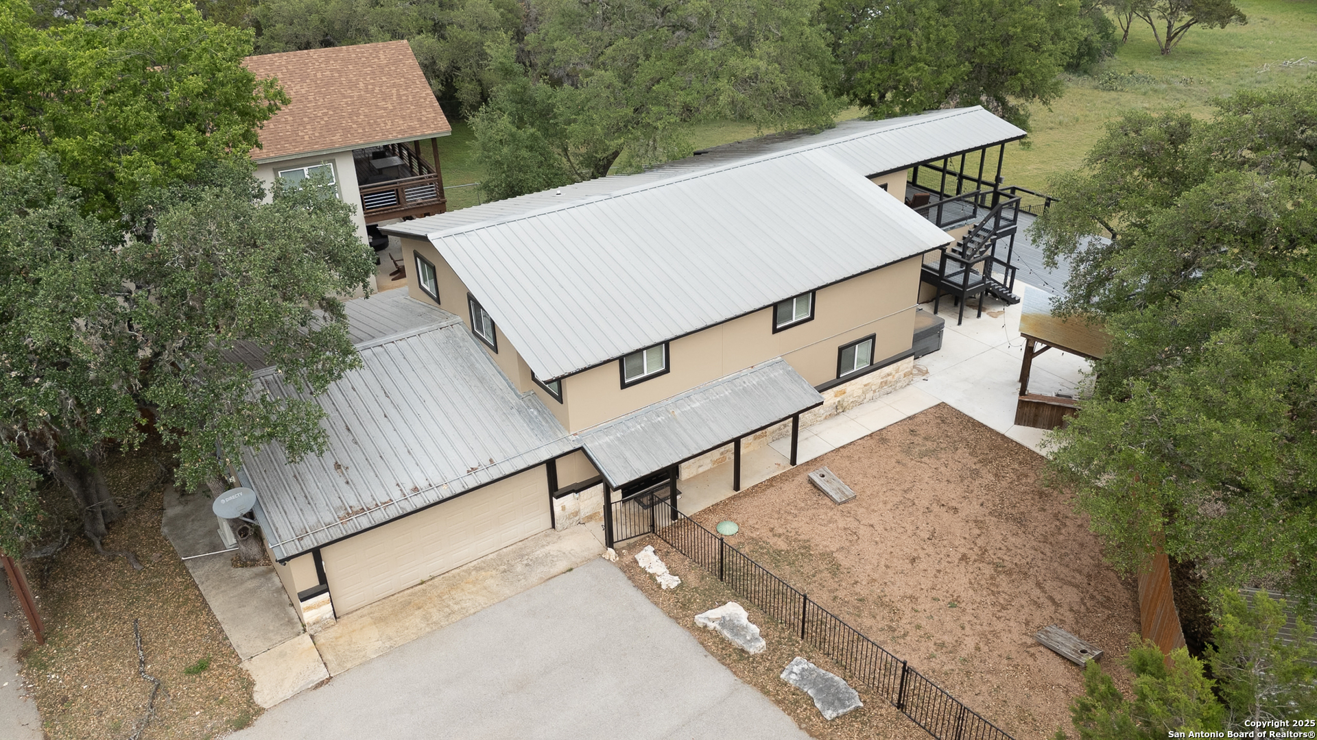 707 Park Shores Canyon Lake TX 78133
