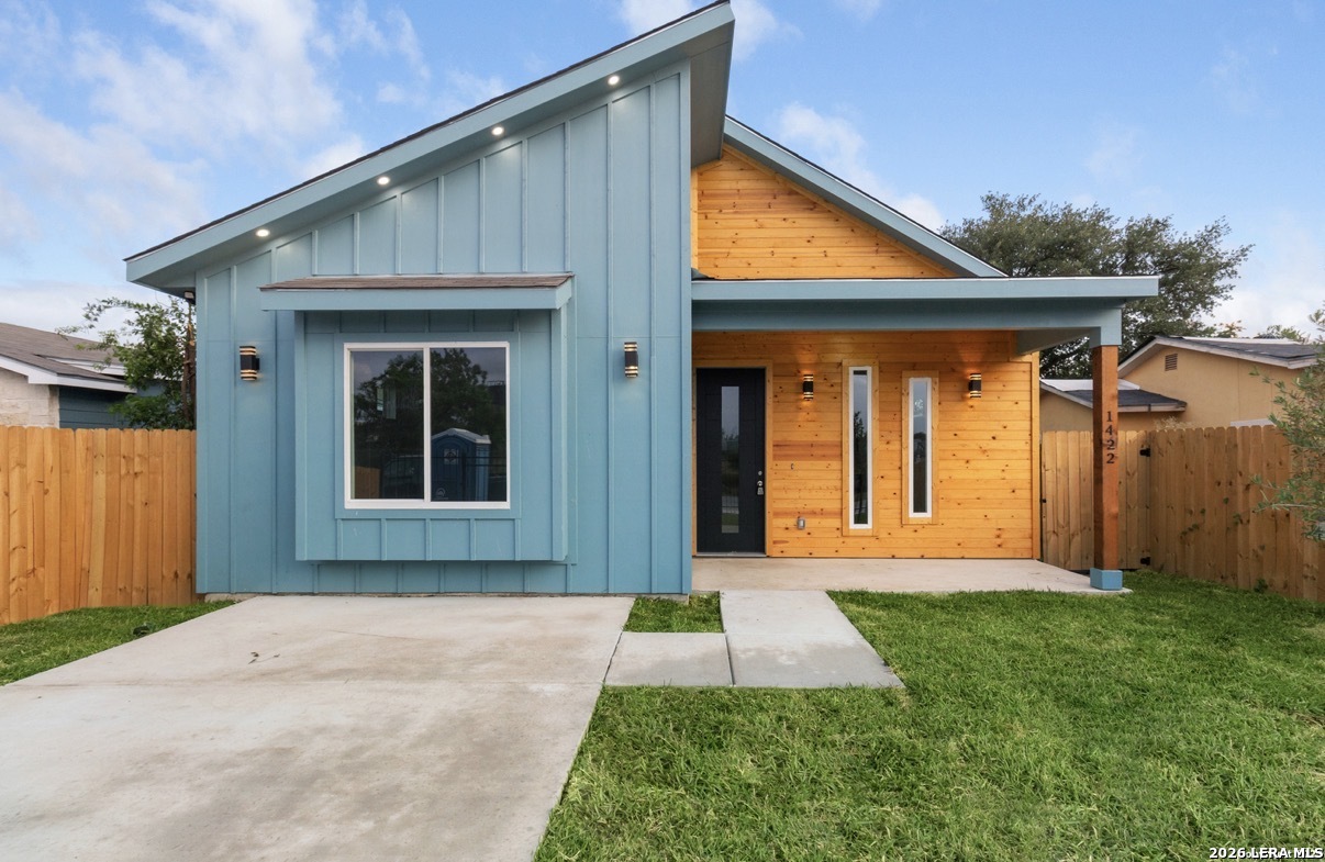 1422 Sherman San Antonio TX 78202