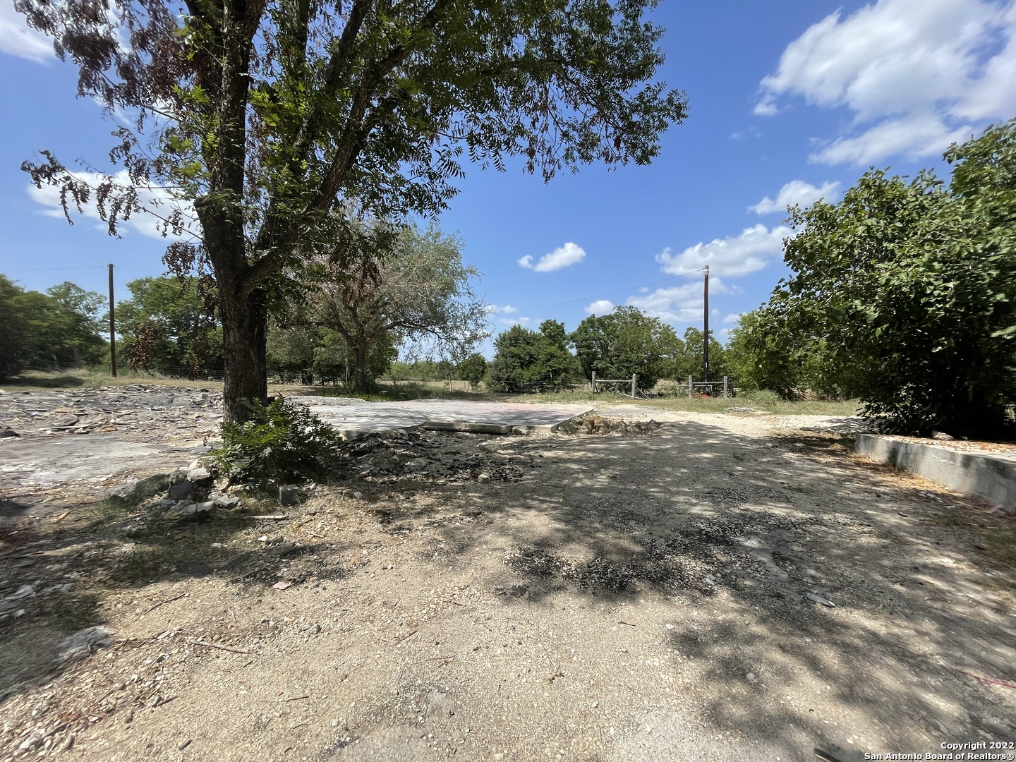 736 Goliad Road Floresville TX 78114