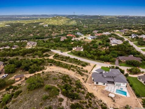 23811 Carina Canyon San Antonio TX 78255