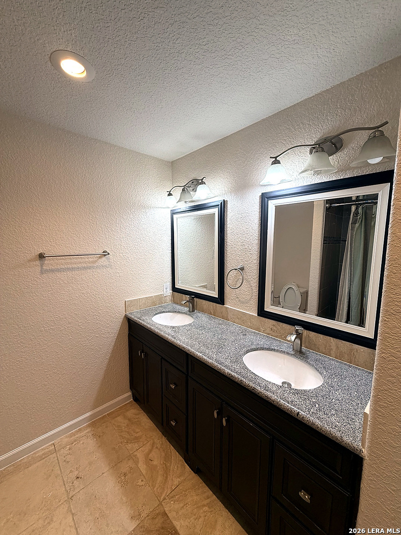 7043 Hallie Ridge San Antonio TX 78227